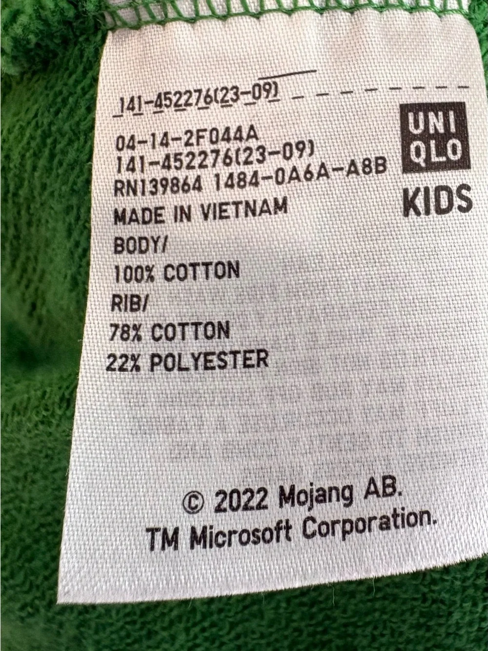 UNIQLO UT Minecraft Kids Creeper Green Hoodie with Minecraft Graphic  Size 13